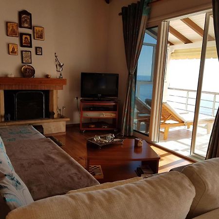 Appartamento ★ Meniko'S House ★ Amazing Sea View Himare Esterno foto