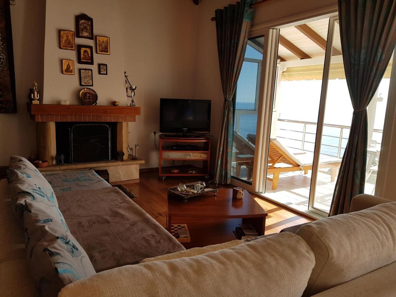 Appartamento ★ Meniko'S House ★ Amazing Sea View Himare Esterno foto