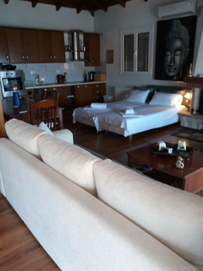 Appartamento ★ Meniko'S House ★ Amazing Sea View Himare Esterno foto