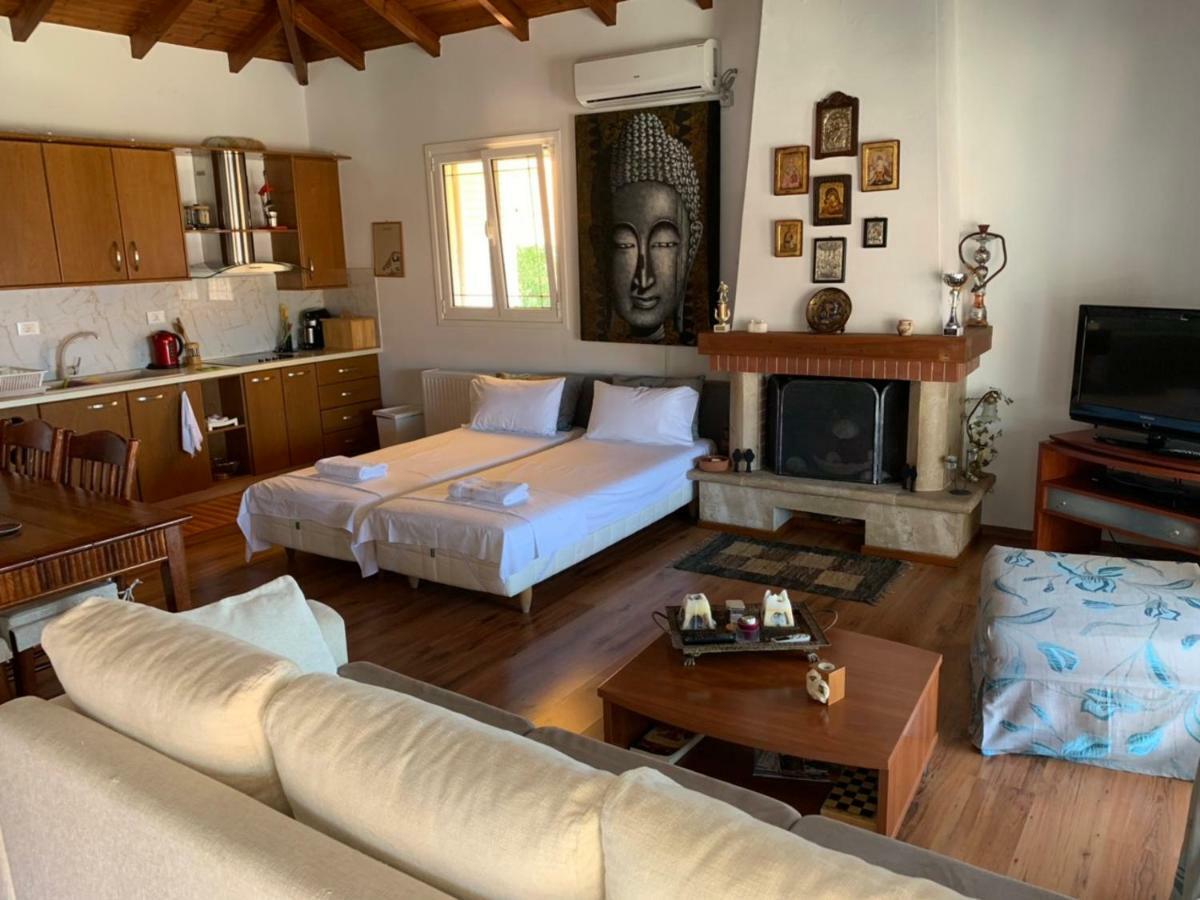 Appartamento ★ Meniko'S House ★ Amazing Sea View Himare Esterno foto